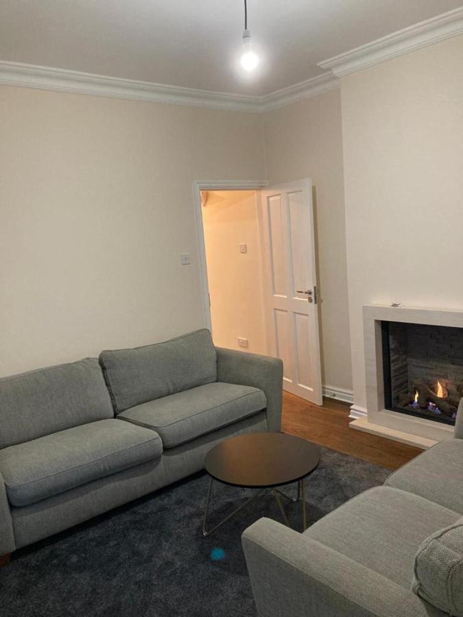 Homely 3-Bed House In Bham 15 Min From City Centre Birmingham Exterior foto